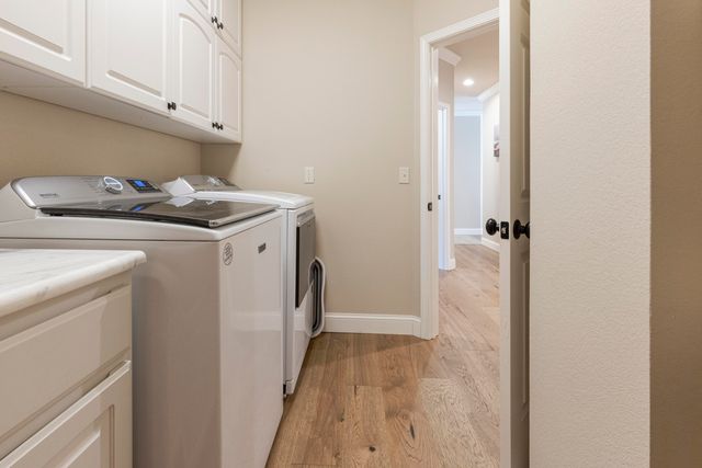 1663 Dilar Drive, Grove, OK 74344