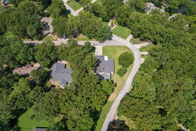 1663 Dilar Drive, Grove, OK 74344