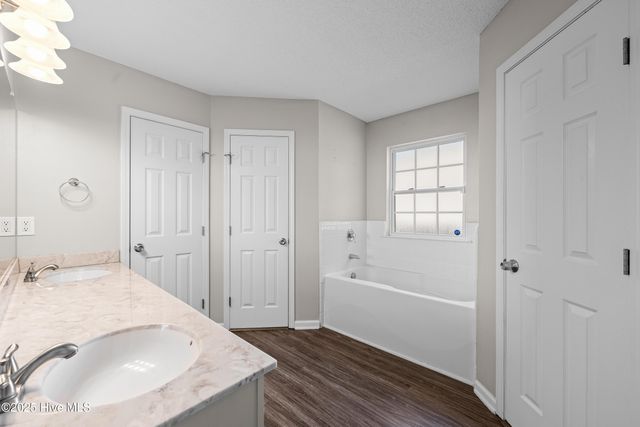 200 Druid Court, Jacksonville, NC 28546