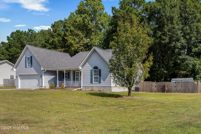 200 Druid Court, Jacksonville, NC 28546