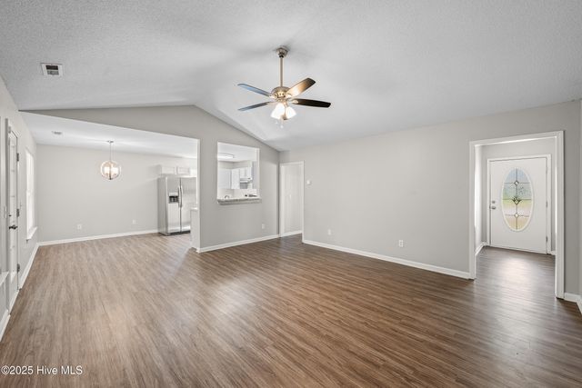 200 Druid Court, Jacksonville, NC 28546