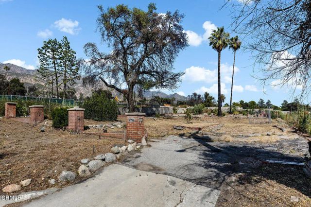 2726 N Marengo, Altadena, CA 91001