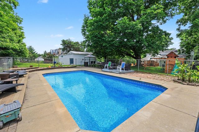 2304 Petersburg Road, Hebron, KY 41048