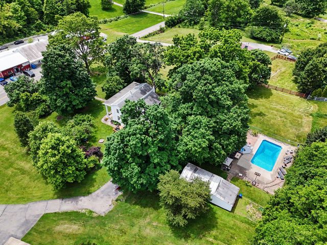 2304 Petersburg Road, Hebron, KY 41048