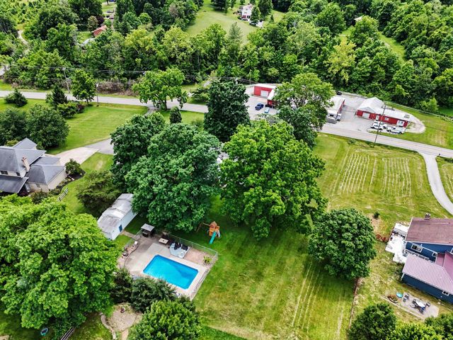 2304 Petersburg Road, Hebron, KY 41048