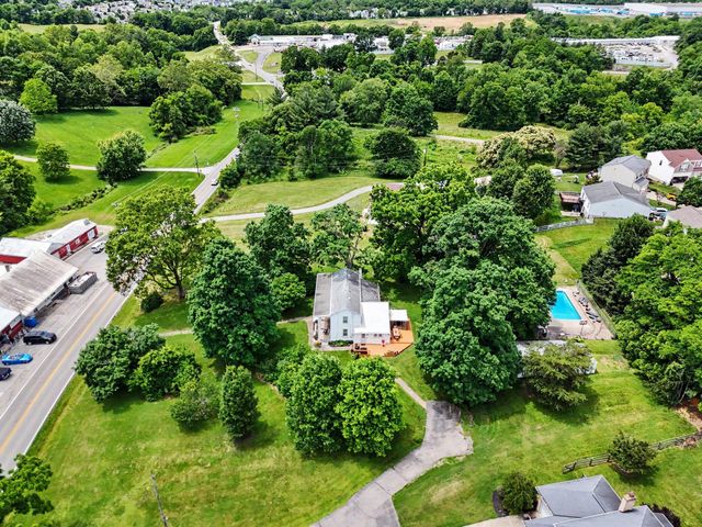 2304 Petersburg Road, Hebron, KY 41048