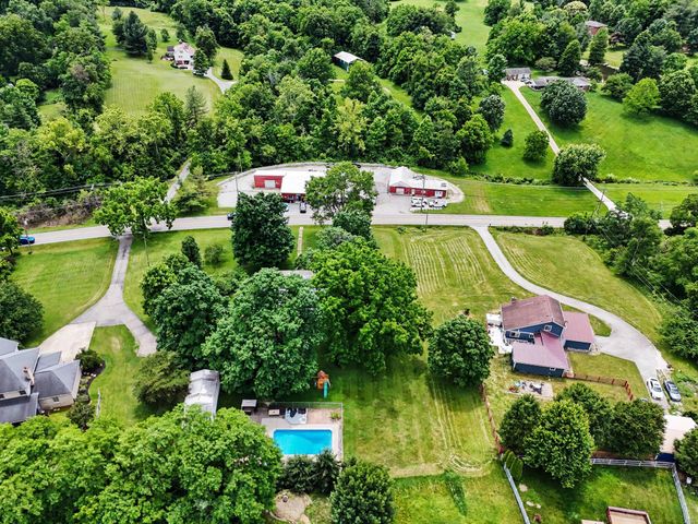 2304 Petersburg Road, Hebron, KY 41048
