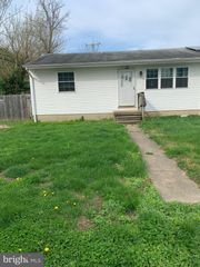 206 CEDAR DR, Glen Burnie, MD 21060