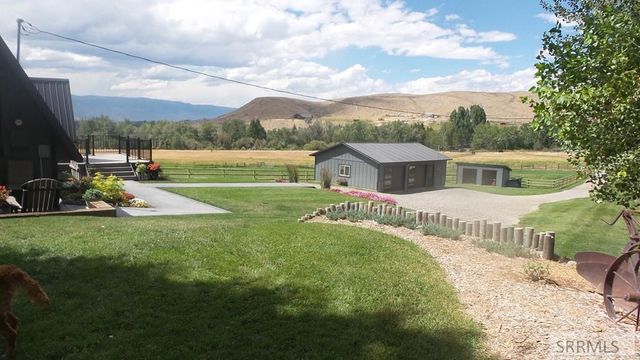 15 Skinner Lane, Salmon, ID 83467