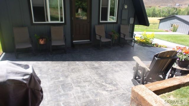 15 Skinner Lane, Salmon, ID 83467