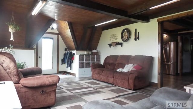 15 Skinner Lane, Salmon, ID 83467