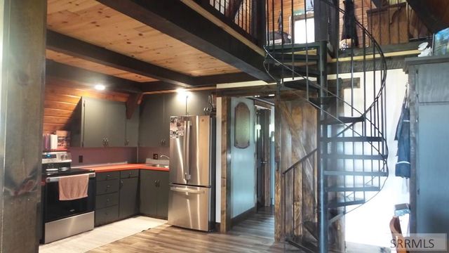 15 Skinner Lane, Salmon, ID 83467