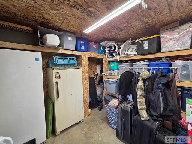 15 Skinner Lane, Salmon, ID 83467