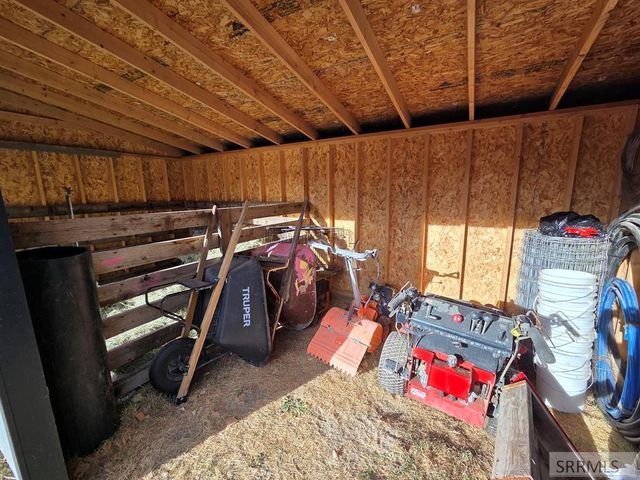 15 Skinner Lane, Salmon, ID 83467