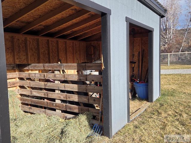 15 Skinner Lane, Salmon, ID 83467