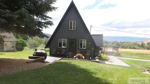 15 Skinner Lane, Salmon, ID 83467