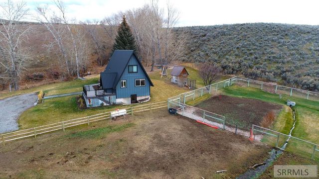 15 Skinner Lane, Salmon, ID 83467