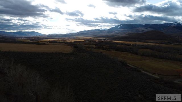 15 Skinner Lane, Salmon, ID 83467