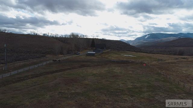 15 Skinner Lane, Salmon, ID 83467