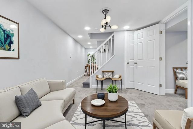 6804 CAROL RD, Baltimore, MD 21207