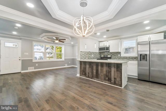 6804 CAROL RD, Baltimore, MD 21207