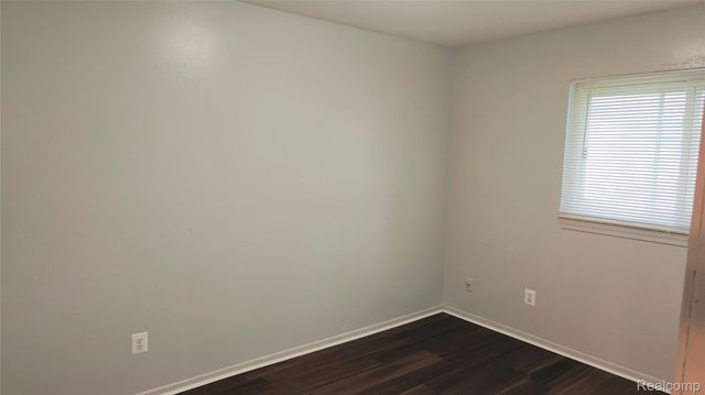 6039 Sylvia Street, Taylor, MI 48180