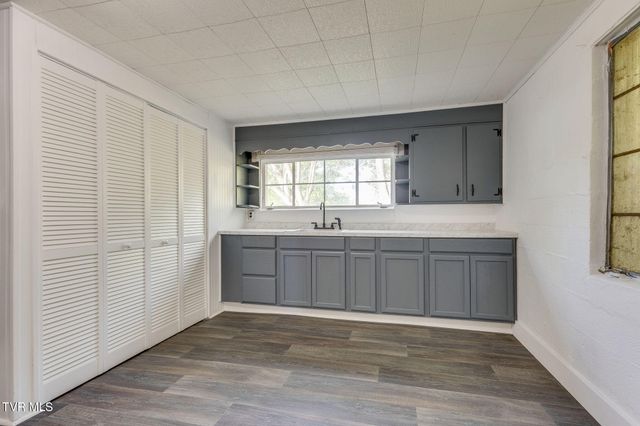 379 A P Carter Highway, Hiltons, VA 24258