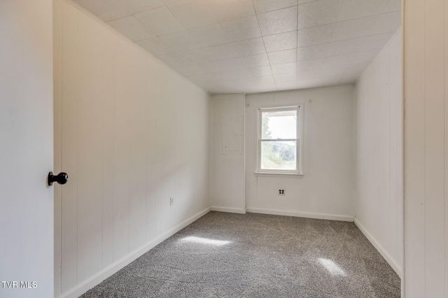 379 A P Carter Highway, Hiltons, VA 24258