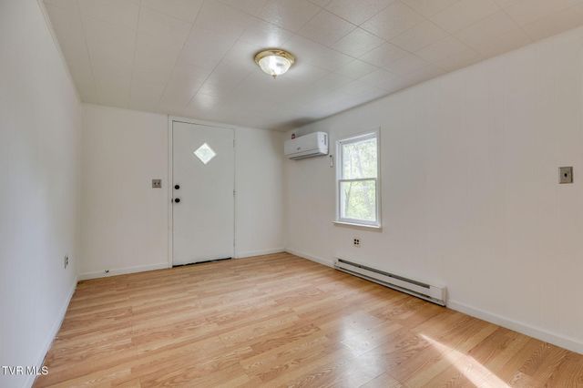 379 A P Carter Highway, Hiltons, VA 24258