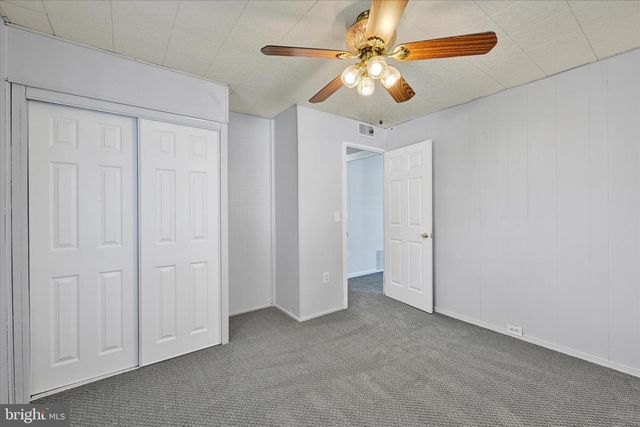 9 HELICOPTER DR, Middle River, MD 21220