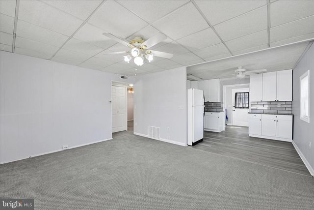 9 HELICOPTER DR, Middle River, MD 21220