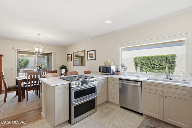 37910 S Samaniego Drive, Tucson, AZ 85739