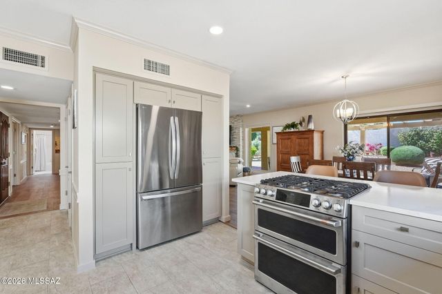 37910 S Samaniego Drive, Tucson, AZ 85739