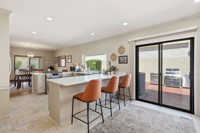 37910 S Samaniego Drive, Tucson, AZ 85739