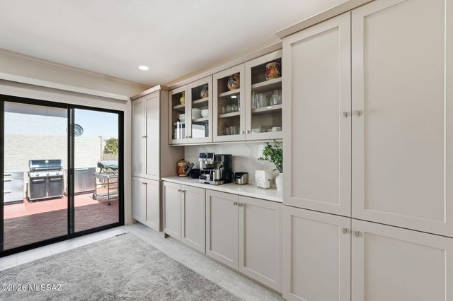 37910 S Samaniego Drive, Tucson, AZ 85739