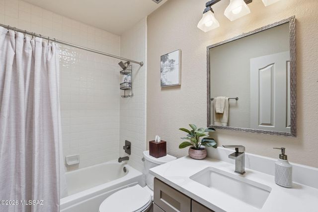 37910 S Samaniego Drive, Tucson, AZ 85739