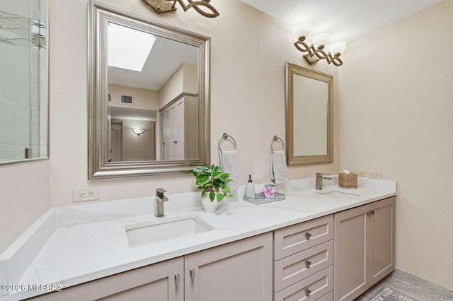 37910 S Samaniego Drive, Tucson, AZ 85739