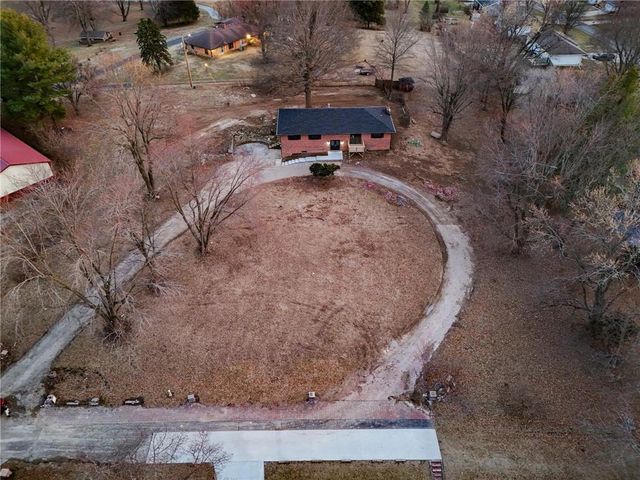 3906 Vera Lane, St Joseph, MO 64503