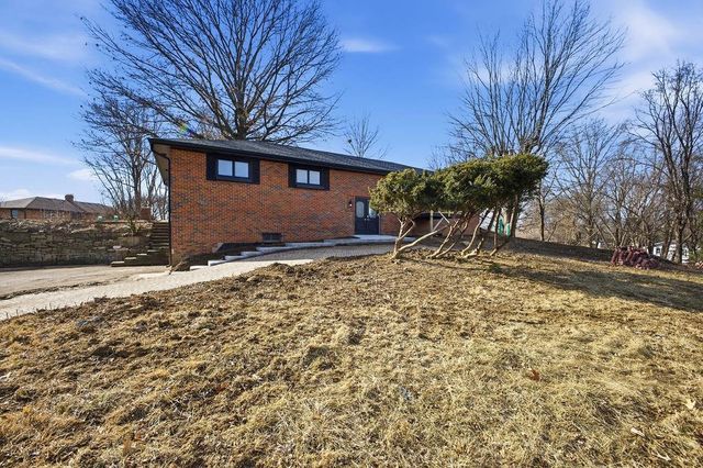 3906 Vera Lane, St Joseph, MO 64503