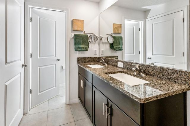 842 TENNYSON MILL CIRCLE, Tampa, FL 33619