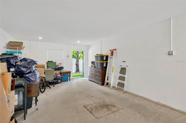 842 TENNYSON MILL CIRCLE, Tampa, FL 33619