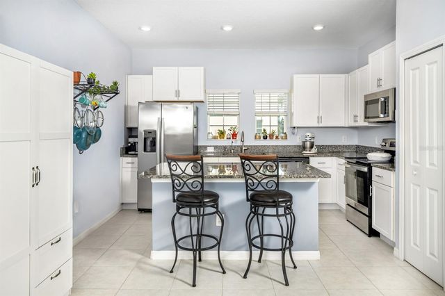 842 TENNYSON MILL CIRCLE, Tampa, FL 33619