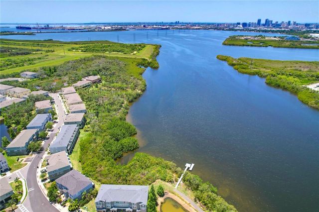 842 TENNYSON MILL CIRCLE, Tampa, FL 33619