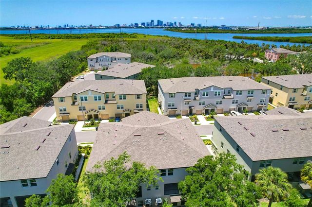 842 TENNYSON MILL CIRCLE, Tampa, FL 33619