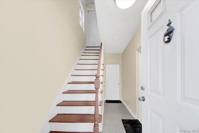 14 Bartels Place, New Rochelle, NY 10801