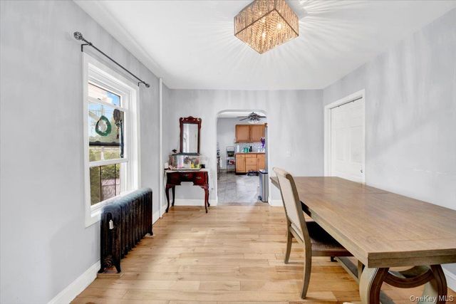 14 Bartels Place, New Rochelle, NY 10801