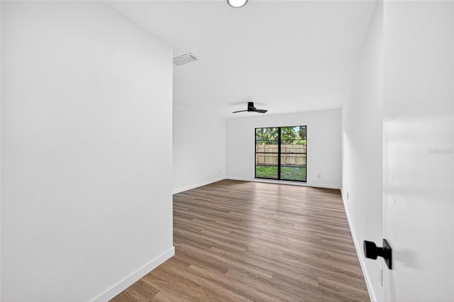 14841 OAK VINE DRIVE, Lutz, FL 33559