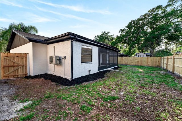 14841 OAK VINE DRIVE, Lutz, FL 33559