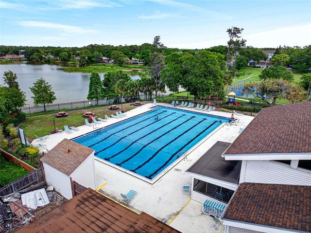 14841 OAK VINE DRIVE, Lutz, FL 33559