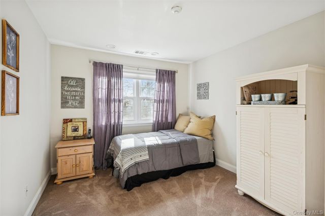 606 Sara Circle, Port Jefferson Station, NY 11776